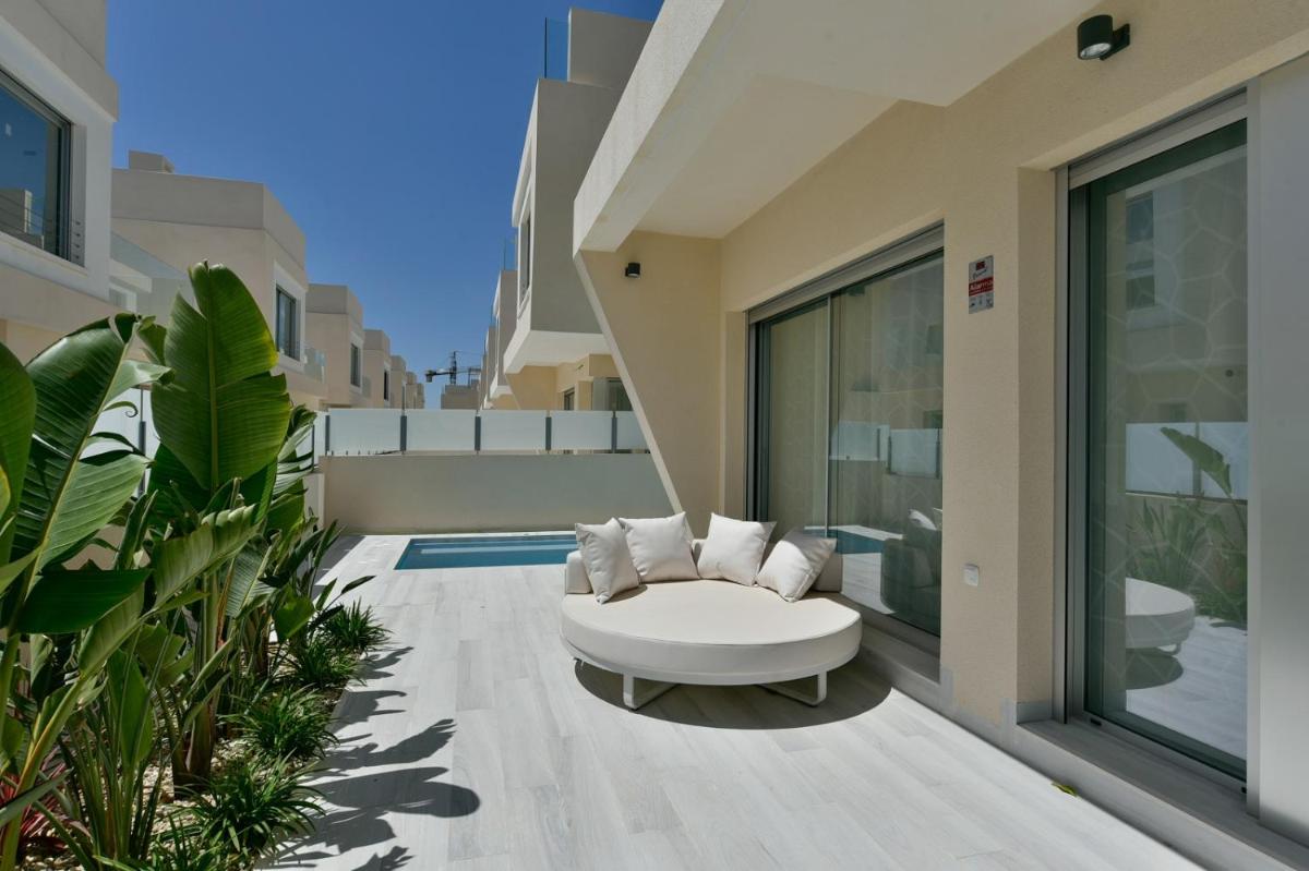 Suitetrails - Casa Mazal, Lujosa villa Independiente a 150m del mar