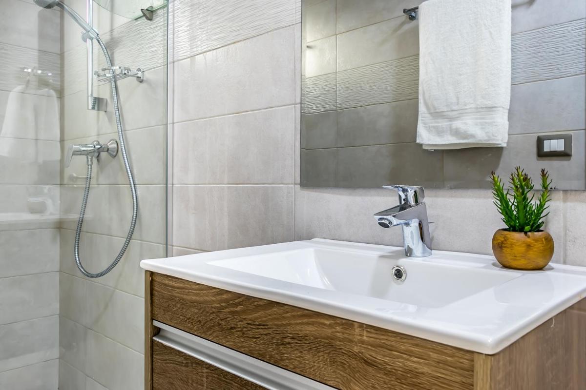 All Mode City View Apartment - PH Quartier Del Mar - Housity