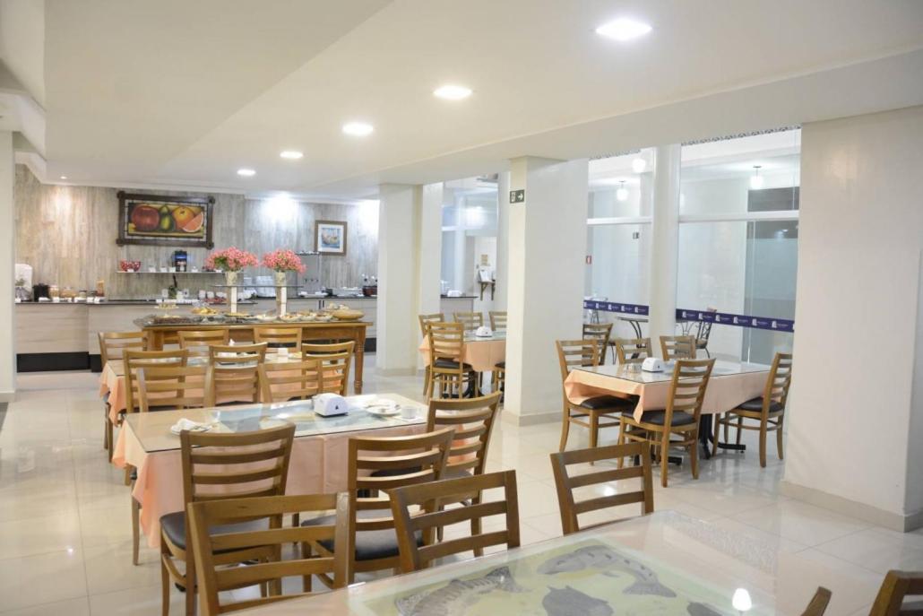 Santa Mônica Palace Hotel - Housity