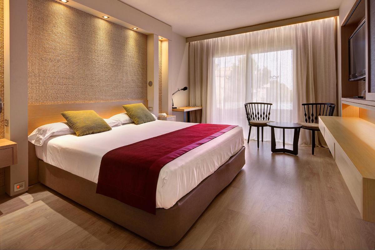 Cama o camas de una habitación en Palace Bonanza Playa Resort & SPA by Olivia Hotels Collection