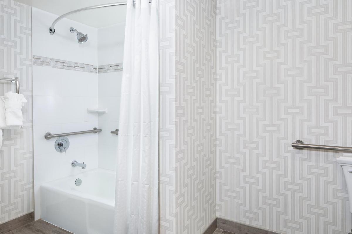 Holiday Inn Washington-College Pk I-95 - Housity