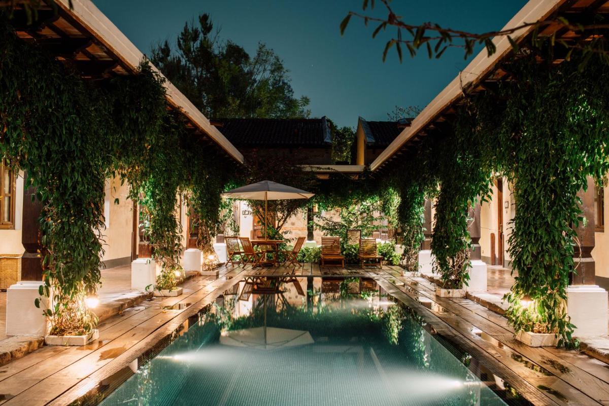 Porta Hotel Antigua - Housity