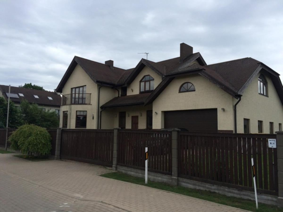 Konrads Apartment - Housity