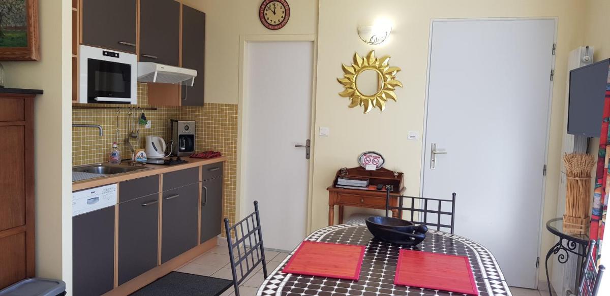 Studio Villa Les Canas - Housity
