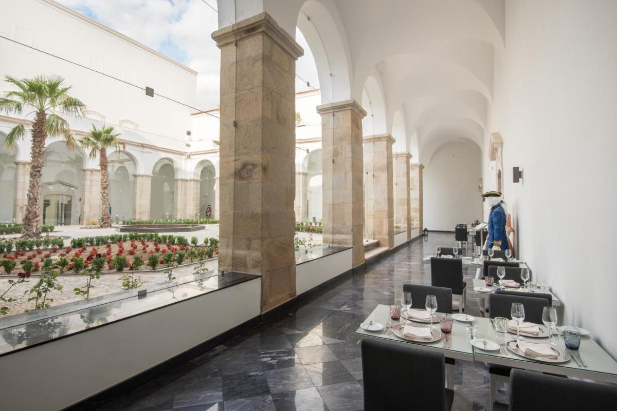 Um restaurante ou outro lugar para comer em Vila Gale Collection Elvas