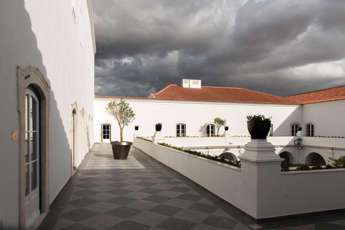 O edifício onde o hotel está situado