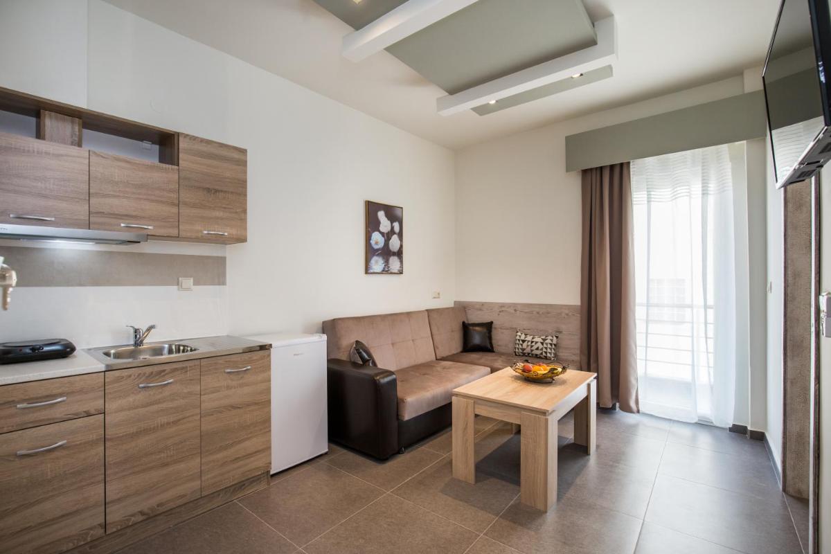 Suitetrails - Studios & Apartments Elisabeta