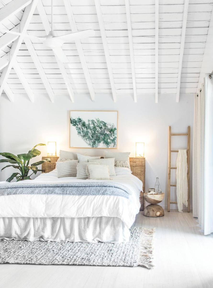 Elysian Luxury Eco Island Retreat - Housity