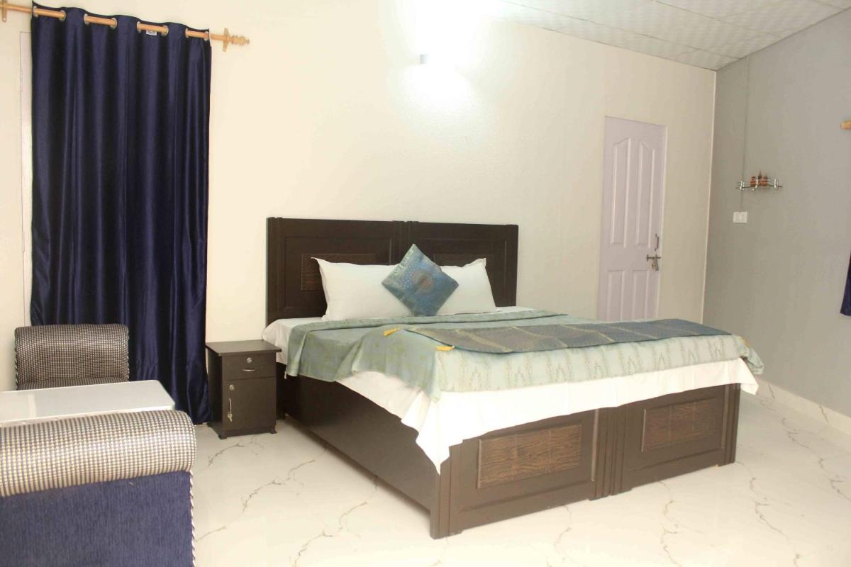 Comfort Point Bed & Breakfast - Hizvo