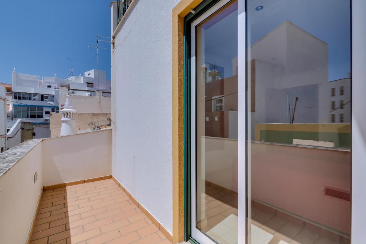 Casa Luz - Quarteira - Housity