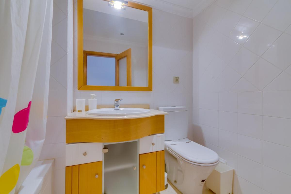 Casa Luz - Quarteira - Housity
