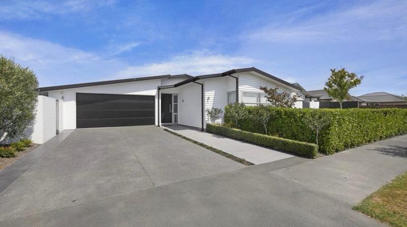 7*7 holiday home - Housity