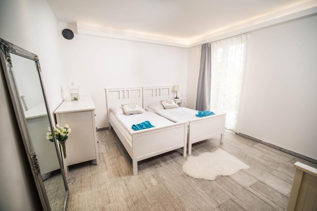 Apartmány U Ořecha - Housity