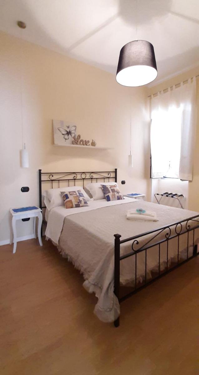 City Life Pompeii -Suite Queen Deluxe - Housity