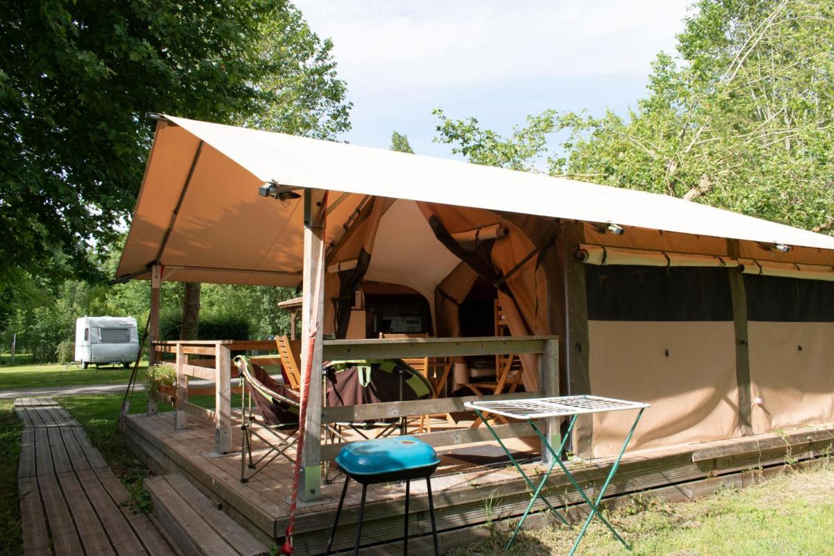 Camping L'îlot du Chail - Housity