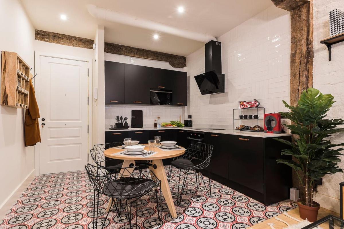 Bailen by Staynnapartments - Housity