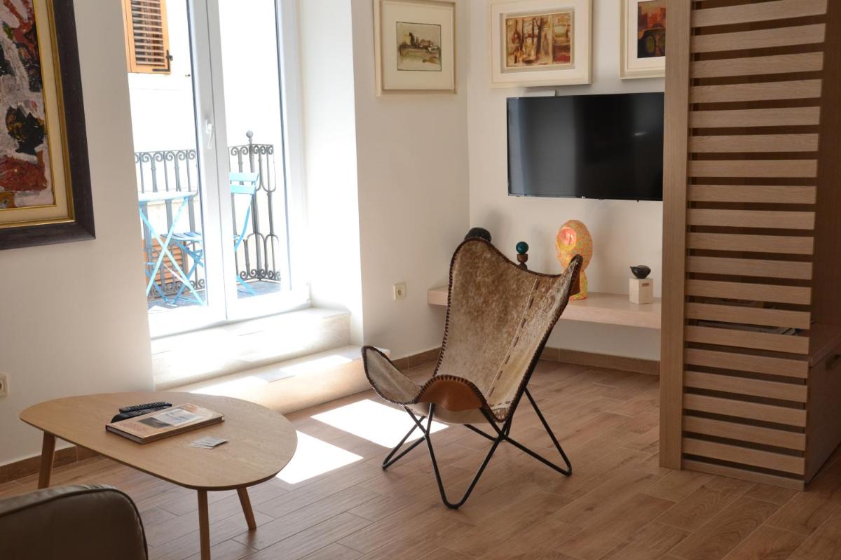 Apartmani Art Karampana - Housity