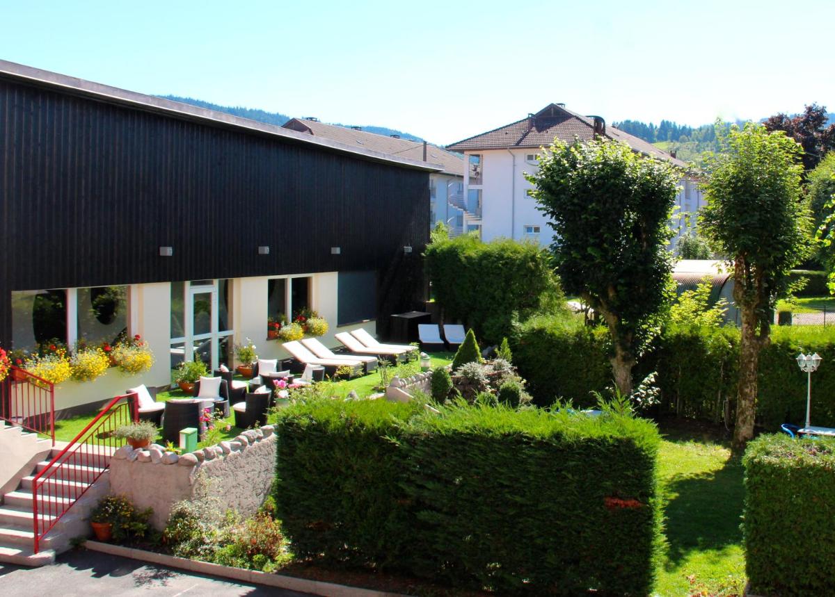 Jardin de l'établissement Hotel de la Jamagne & Spa