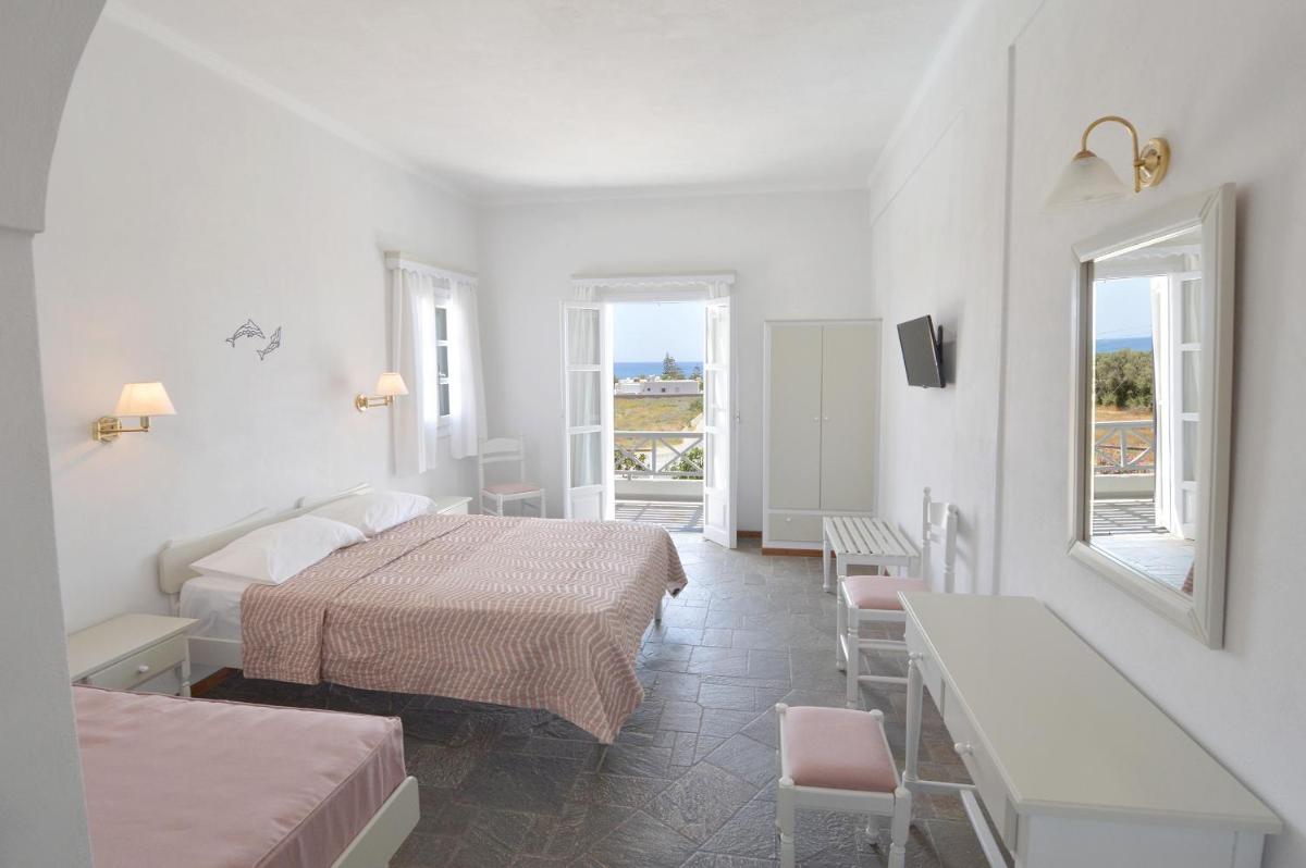 Nostos Studios - Housity