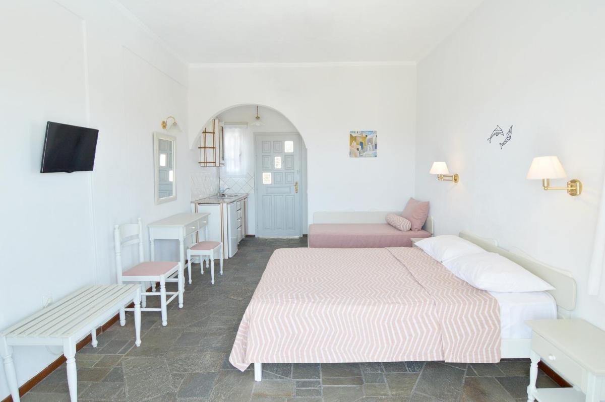 Nostos Studios - Housity