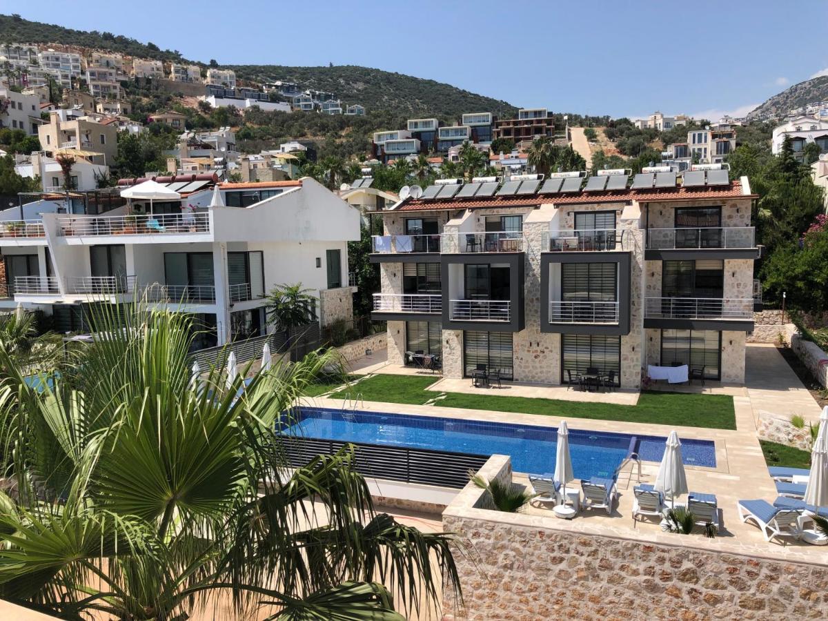 Stonehouse Aparts Dublex 3+1 mit Meerblick und Jakuzzi Kalkan No:5 - Housity