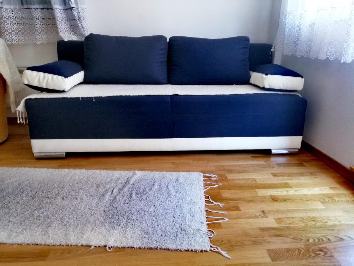 Apatman Sergej - Housity