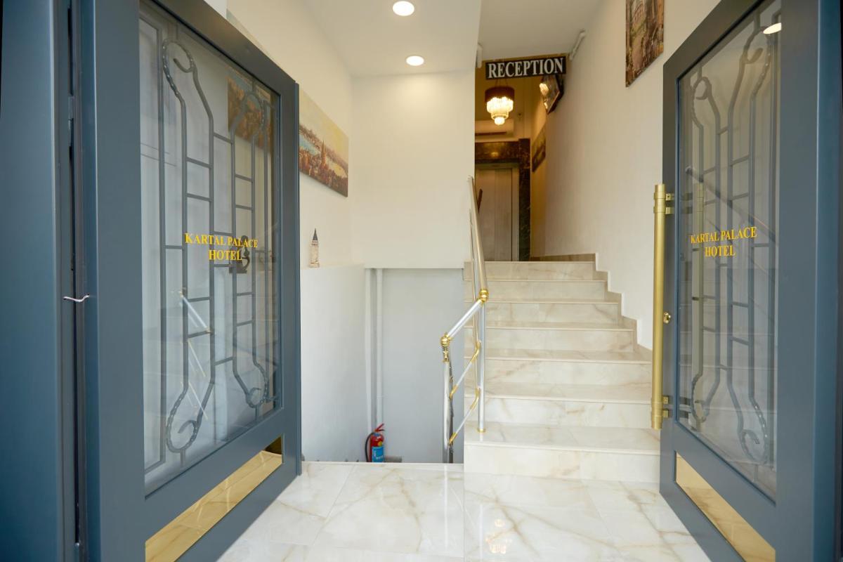 Kartal Palace Taksim Square FAM?LY HOTEL - Housity