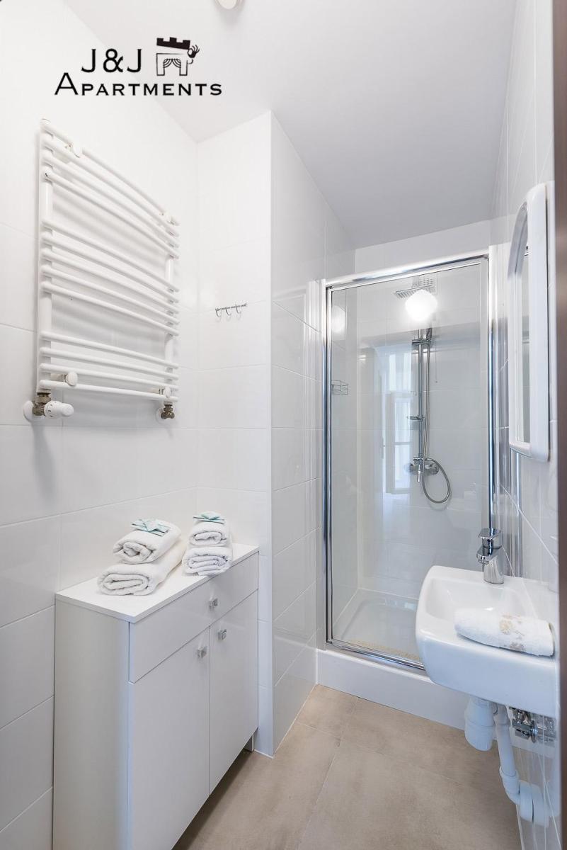 J&J Apartments, Szeroka 25, Apartament 14 Klimatyzowane - Housity