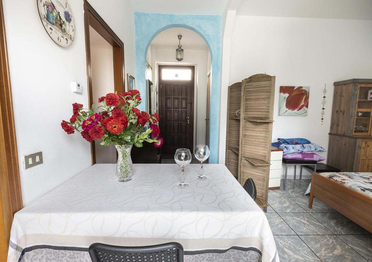 La Corte - Housity