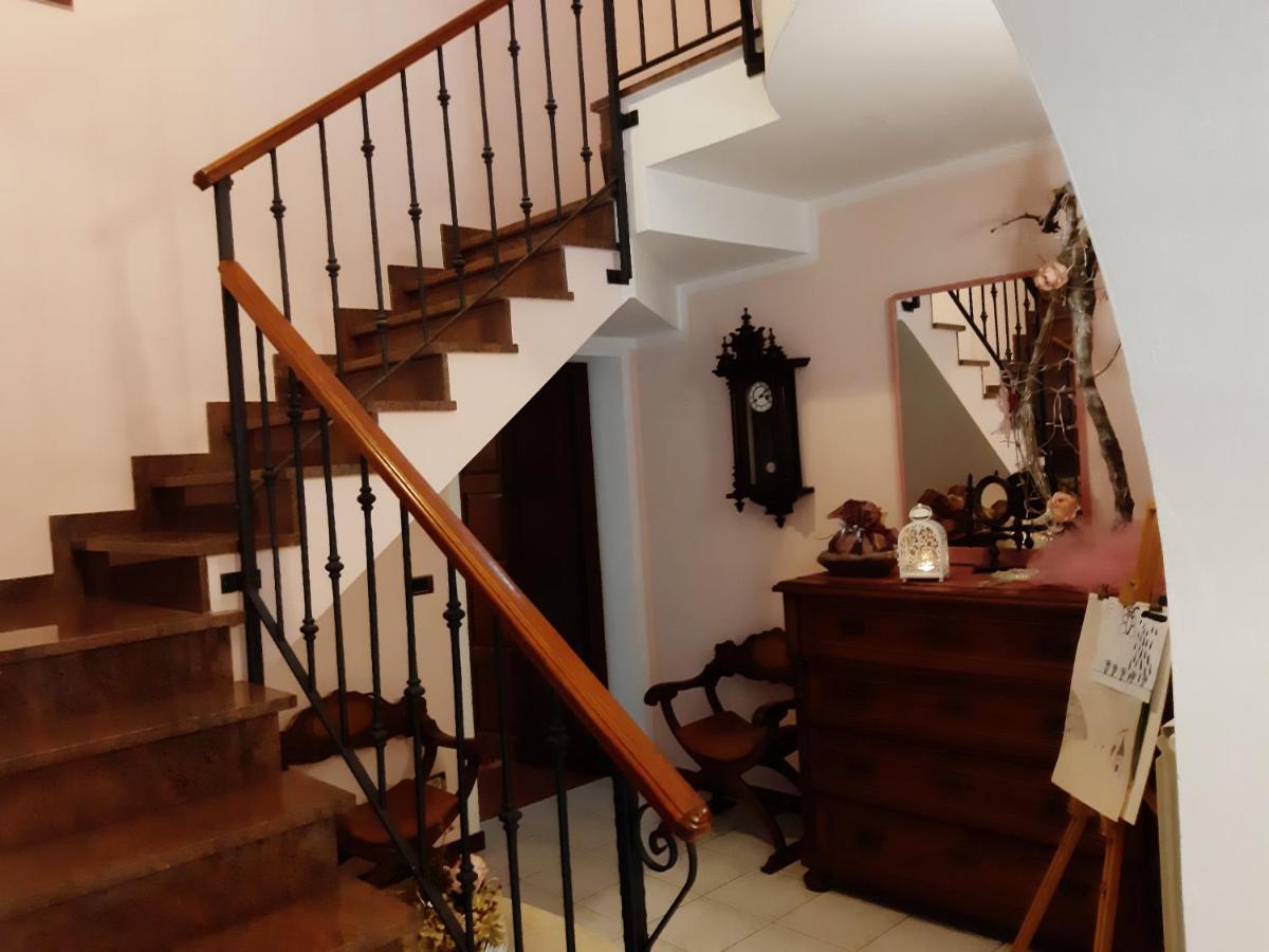 Rooms Leban - Housity
