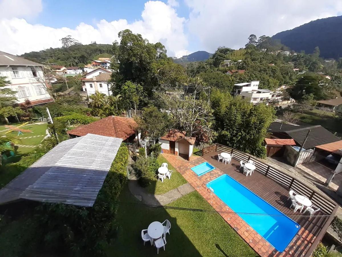 Apartamento em Petrópolis, Edifício Majestoso Cremerie - Housity