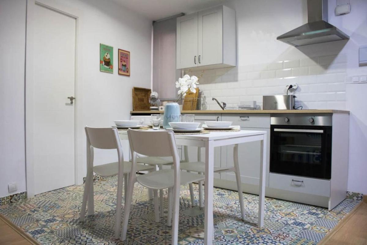 Apartamento Reyes Catolicos - Housity