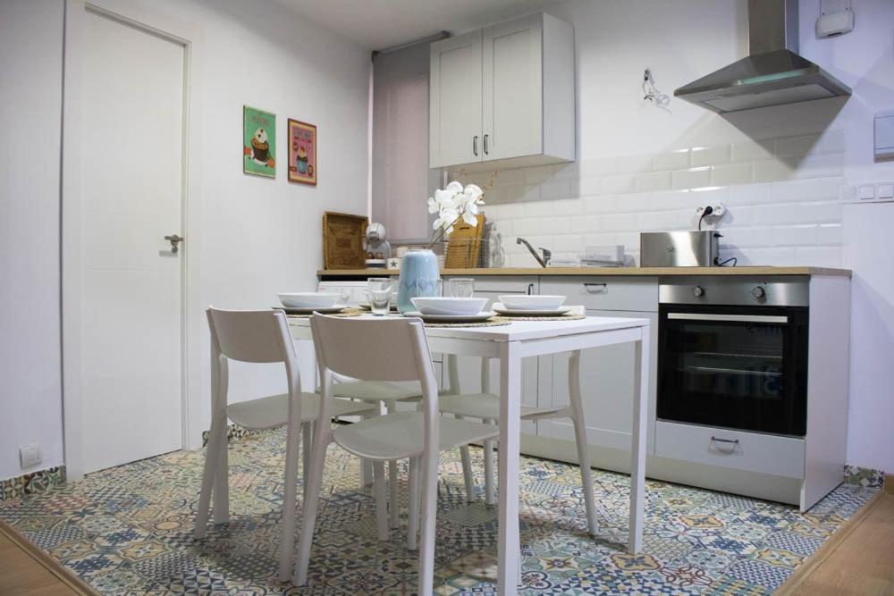 Apartamento Reyes Catolicos - Housity