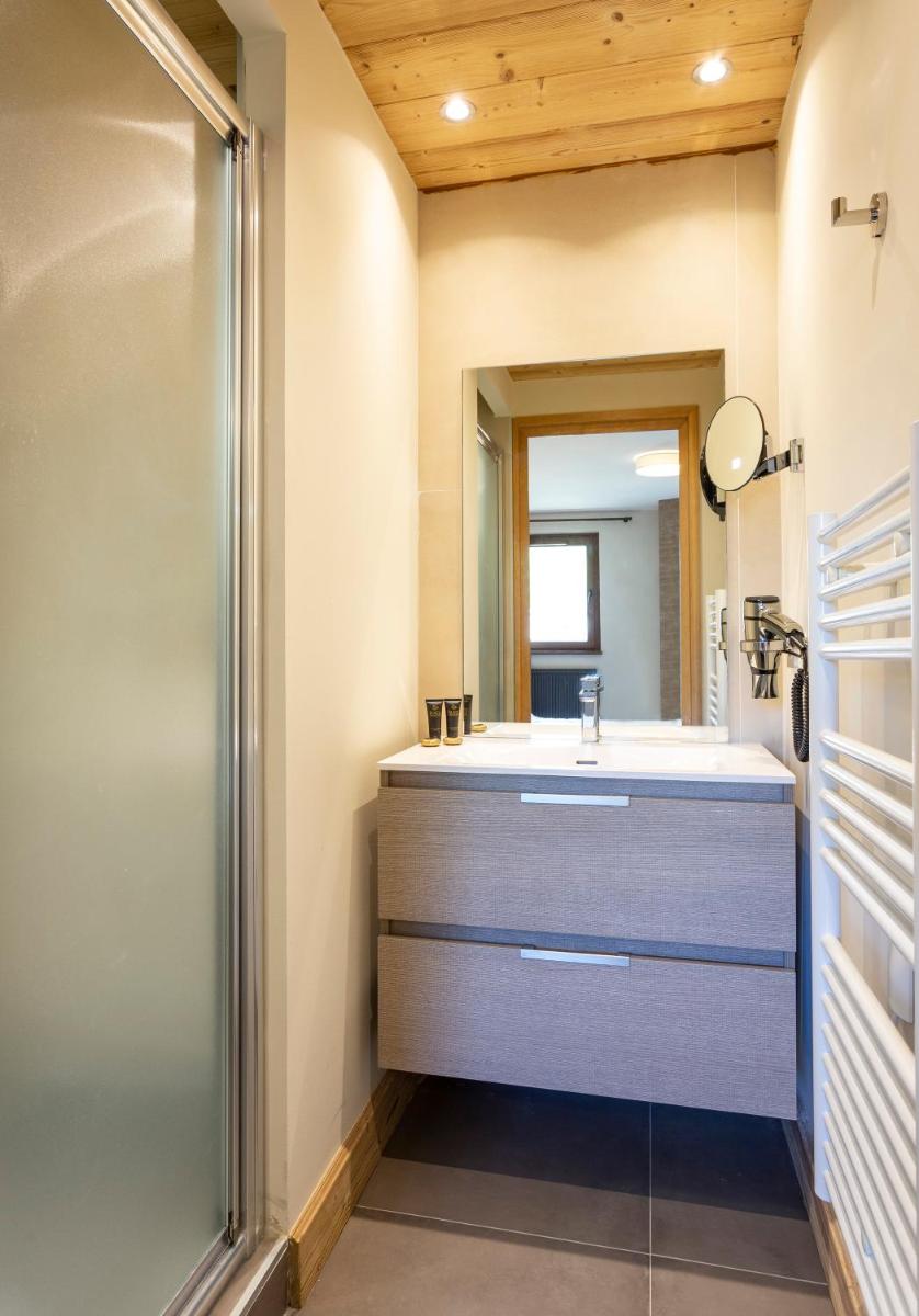 Salle de bains dans l'établissement Résidence Daria-I Nor by les Etincelles