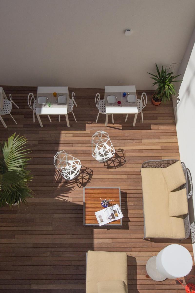 Bed 'n Design - Housity