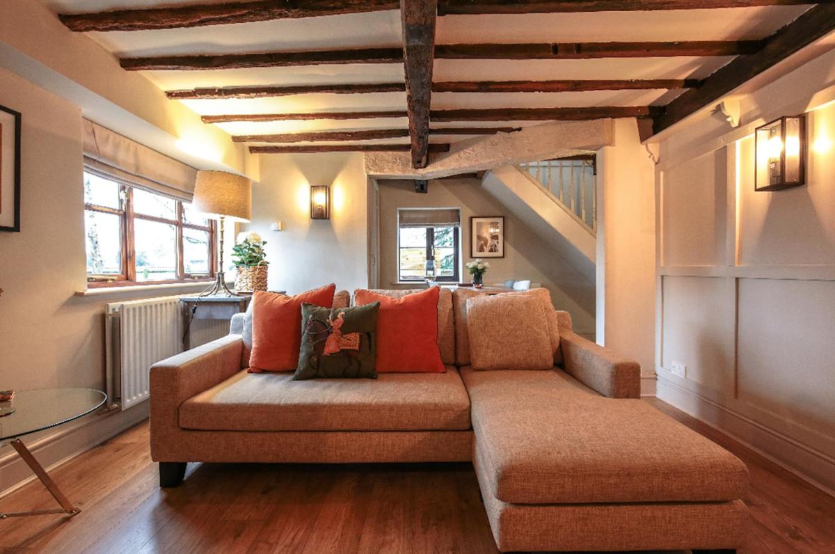 The Stable, Yew Tree Farm Holidays, Tattenhall, Chester - Housity