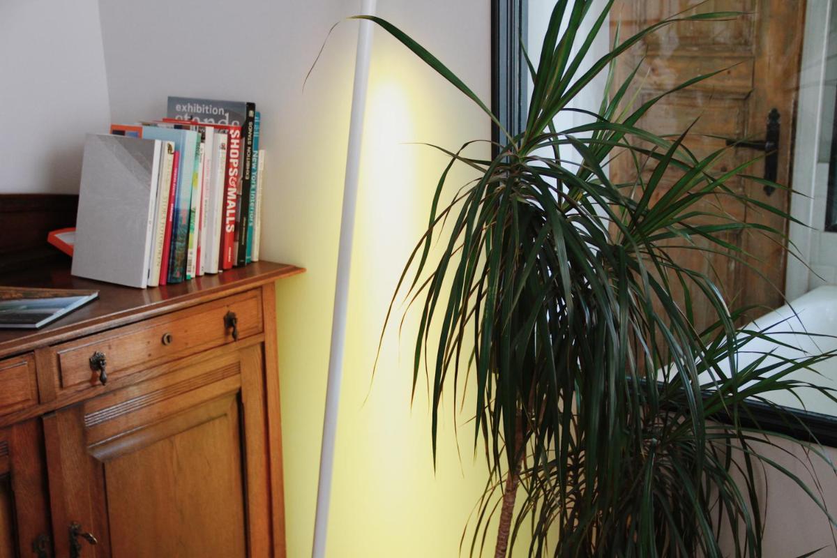 Sunrise apartment in the quiet centre - Housity