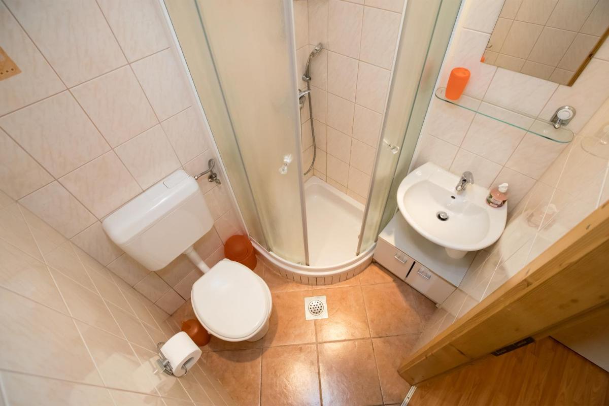 APARTMA KAMNJE - Housity