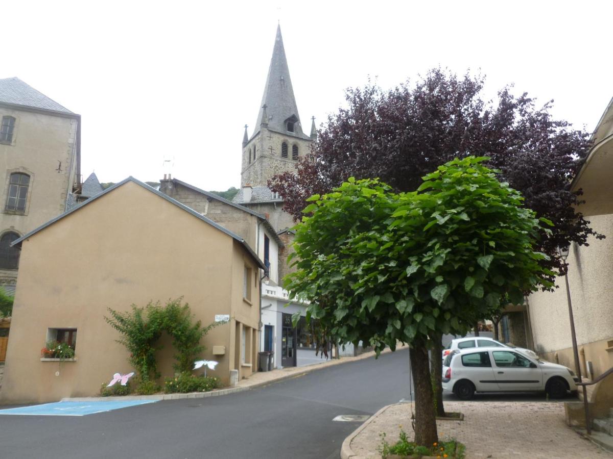 French Holiday Accommodation - Housity