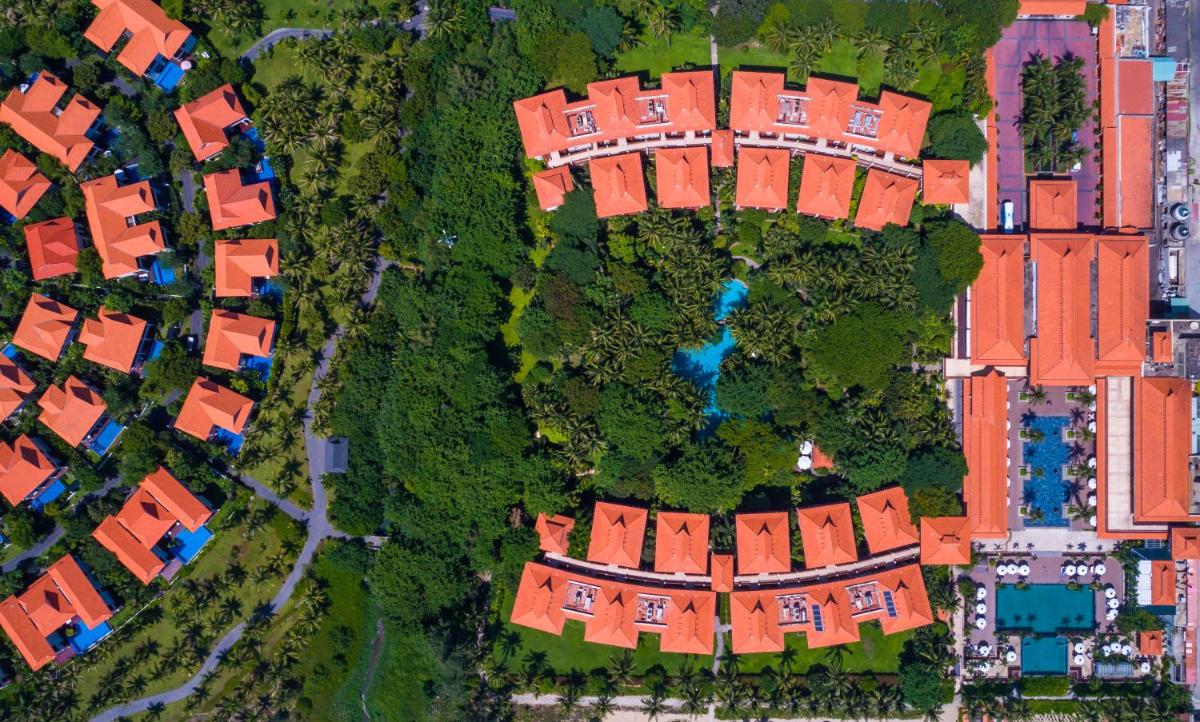 Furama Resort Danang - Housity