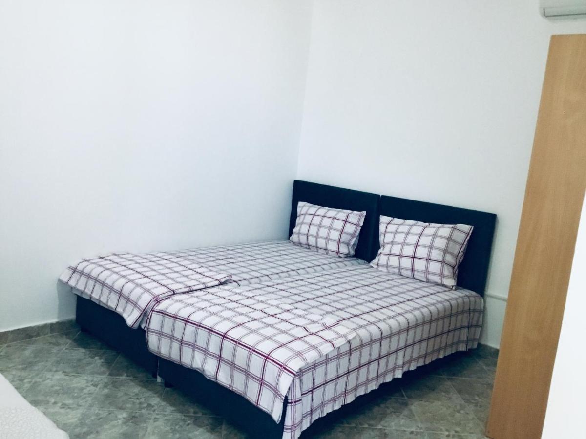 DK Apartmani - Housity