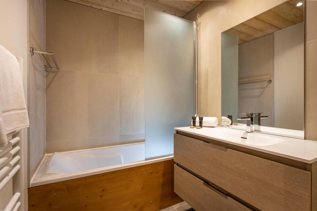 Salle de bains dans l'établissement Résidence Daria-I Nor by les Etincelles