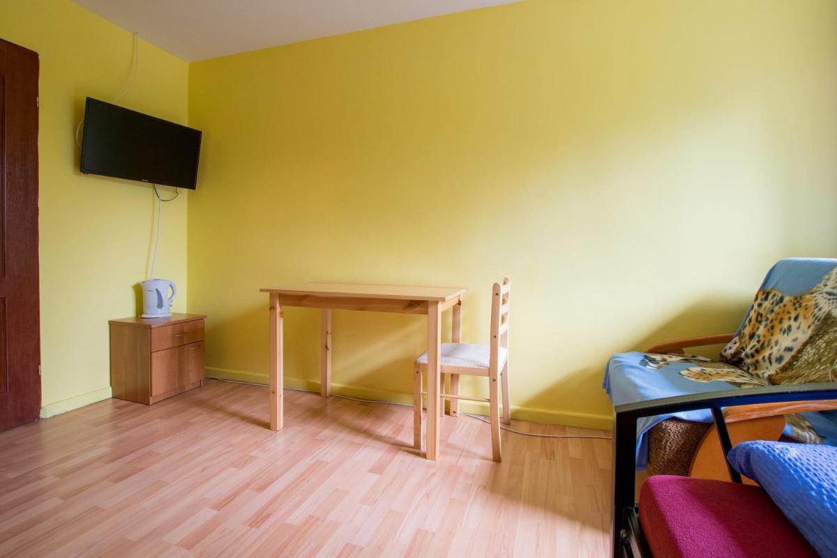 Noclegi pod lasem Solina 20 - Housity