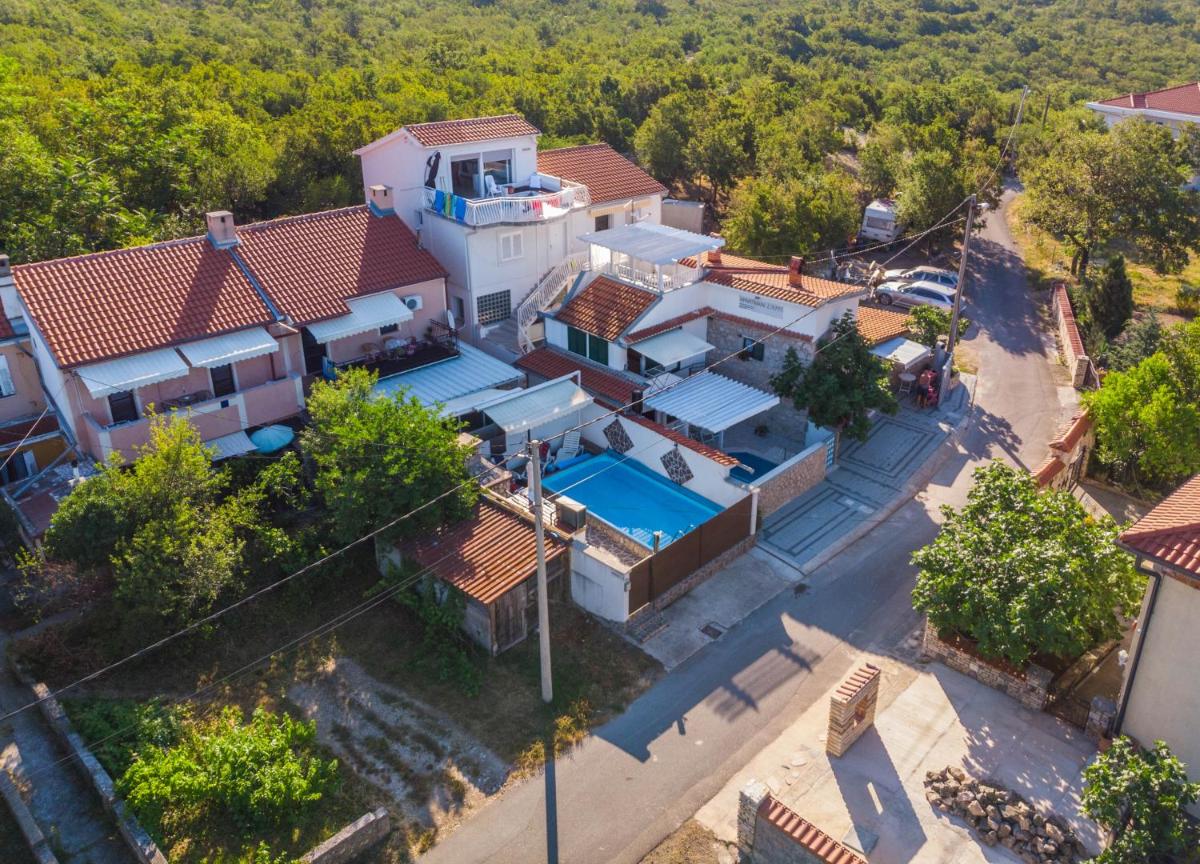 Apartments Lapis - Housity