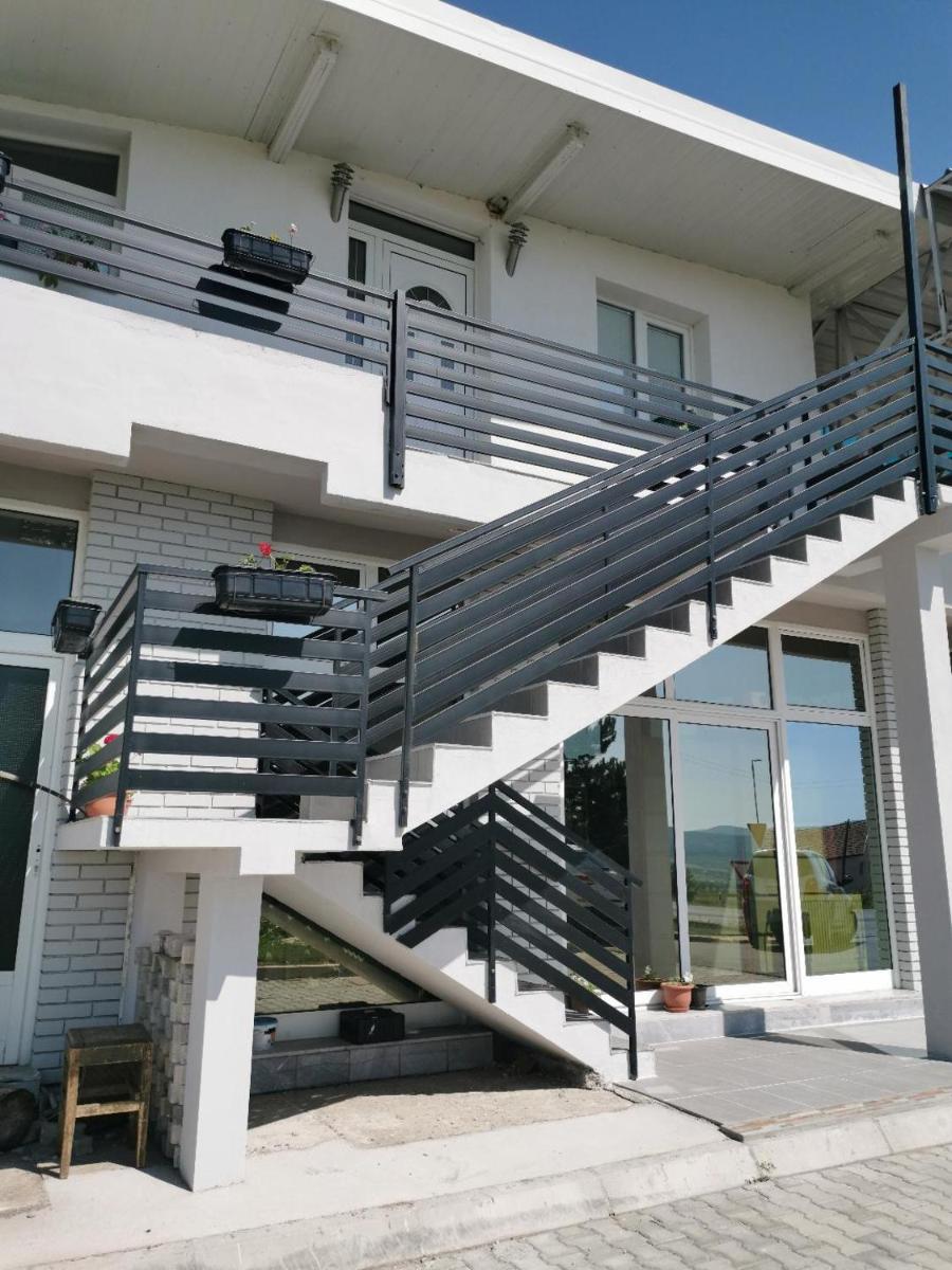 Diva Kompani Rooms - Housity
