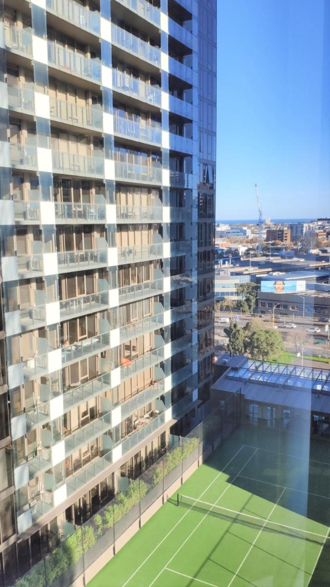 ReadySet Apartments at City Tower - Housity