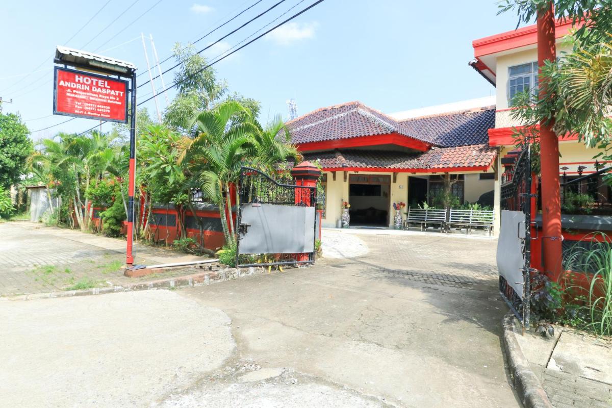 Andrin Daspatt Hotel - Housity