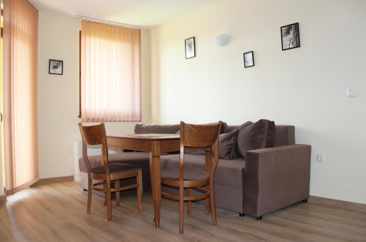 Хотел АЛЕКСАНДЪР - Housity