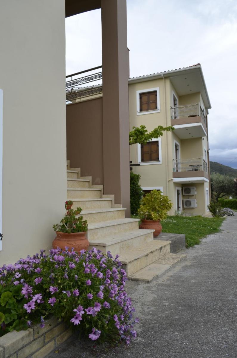 Agnanti Villas - Housity