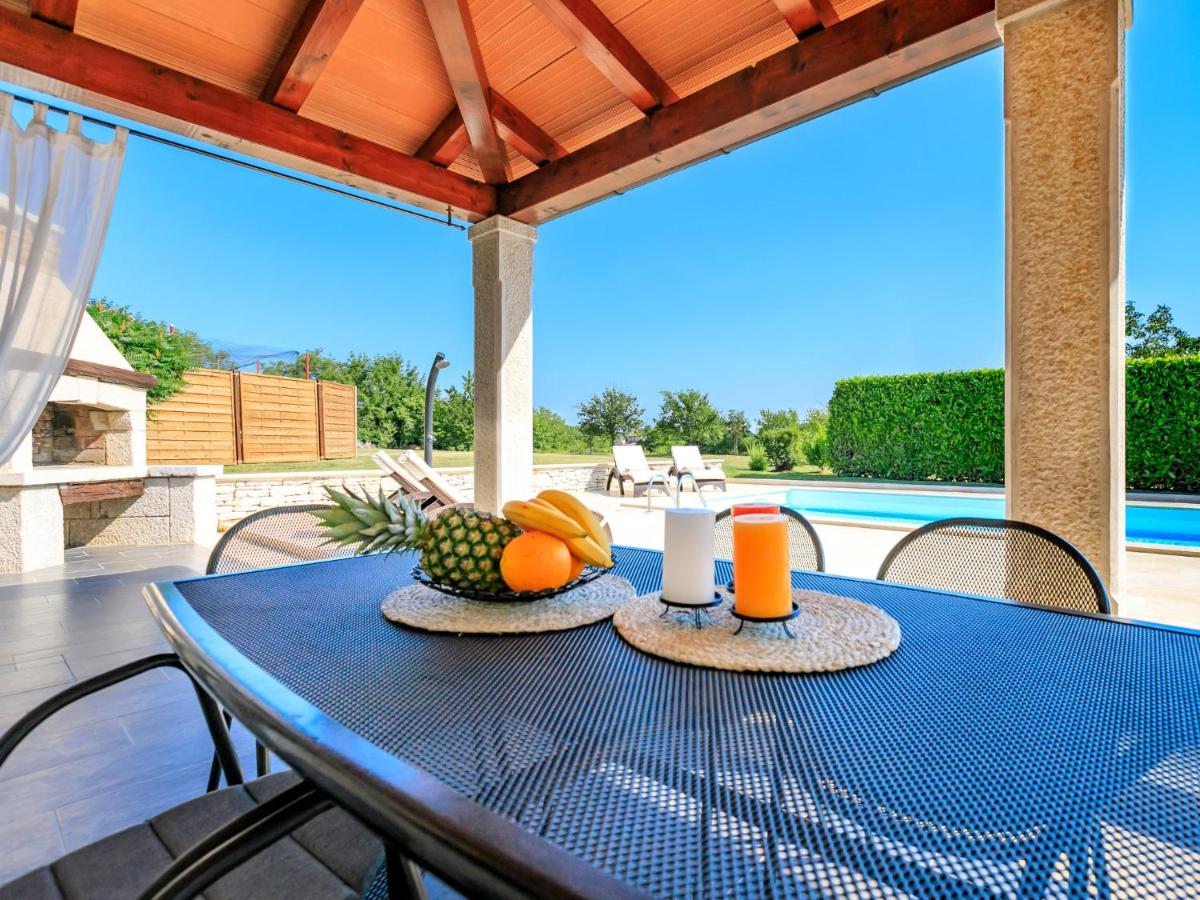 Holiday Home Poli Murvu by Interhome - Housity